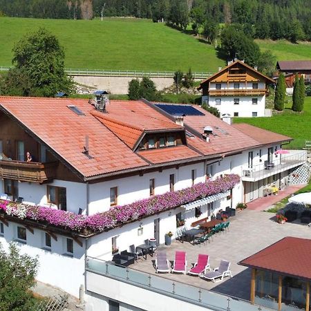 Pension Wirt Am Bach 特伦托 外观 照片